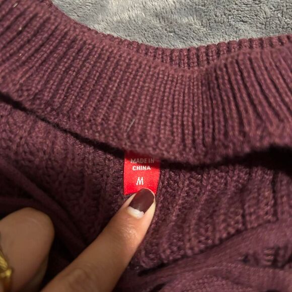 Guess Burgundy lace up sweater - Picture 3 of 8